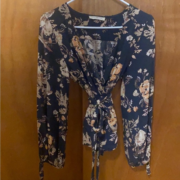 Spell top - Picture 1 of 3